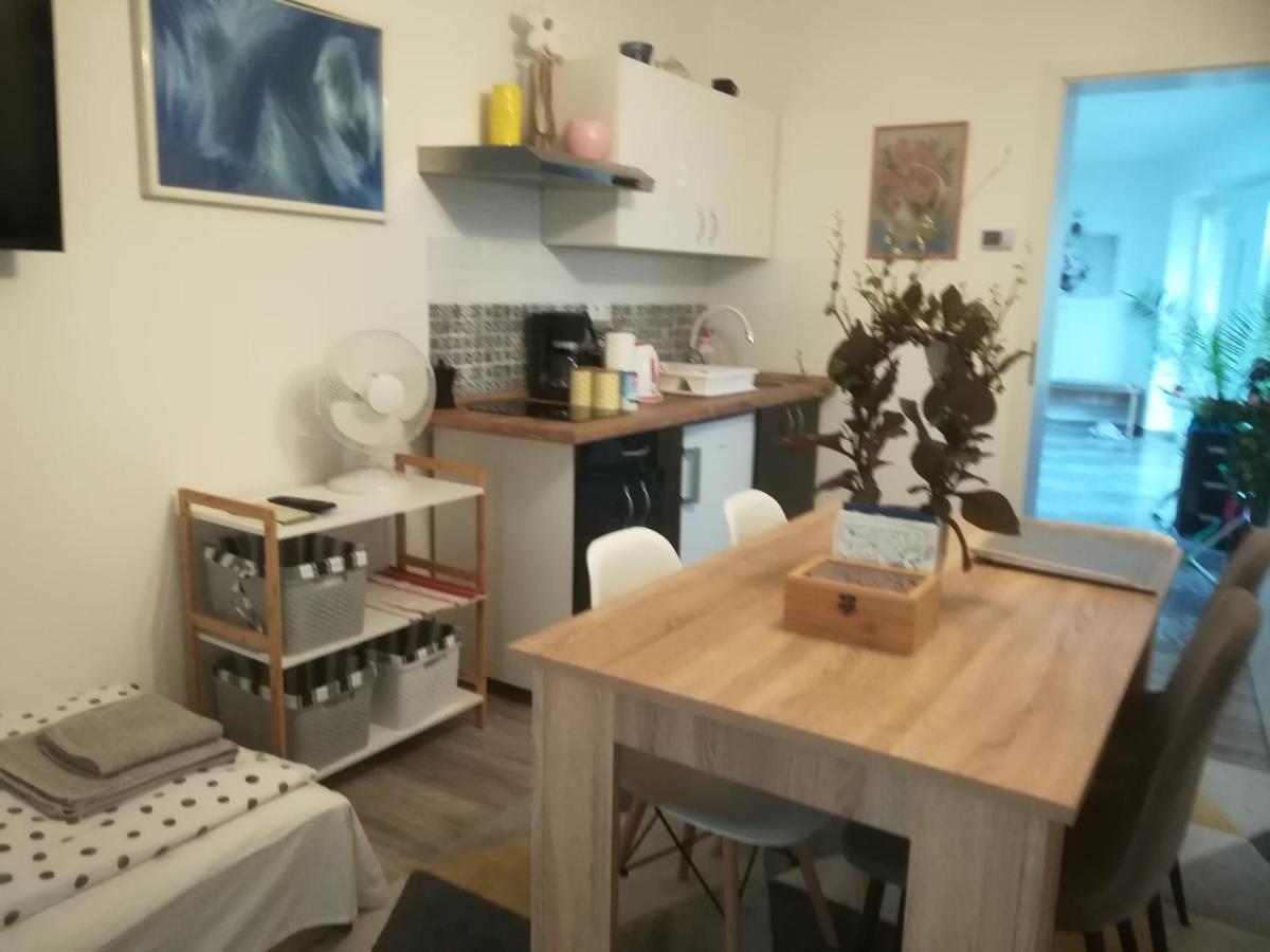 Edina Vendégház-Gyenesdiás Esterno foto